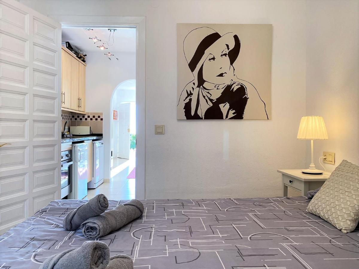 Naricha 3 Apartments Casasol เนร์คา ภายนอก รูปภาพ
